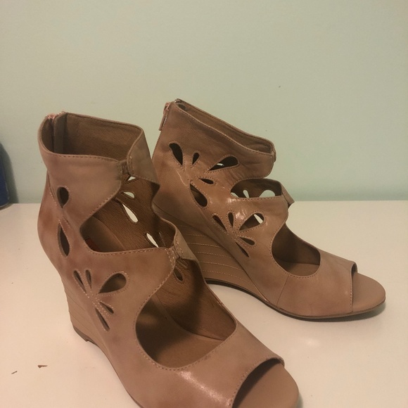 New Miz Mooz platform sandals - Picture 1 of 6